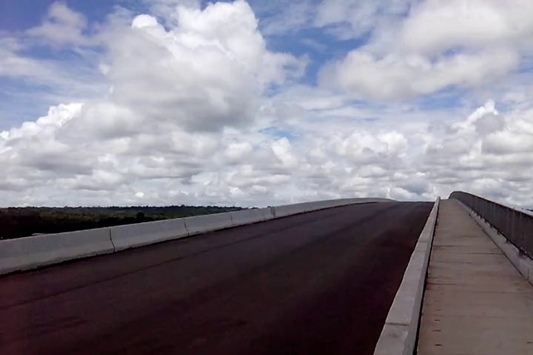 Ponte sobre o rio madeira