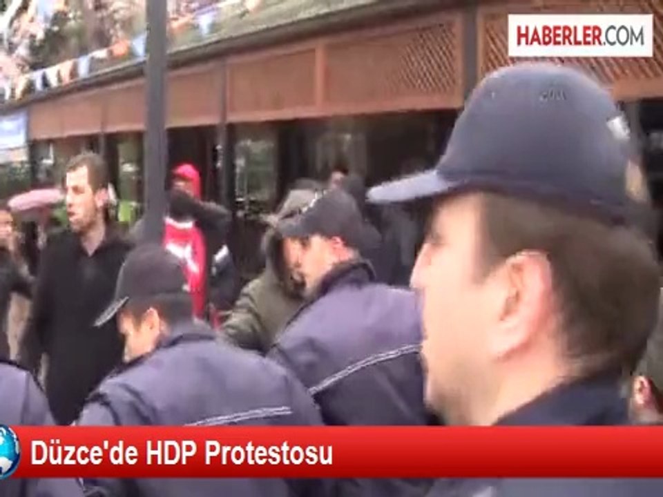 Düzce'de HDP Protestosu