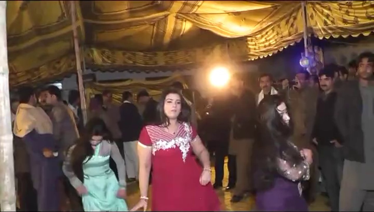 Mujra Of Malik Qasim's Wedding Clip 2