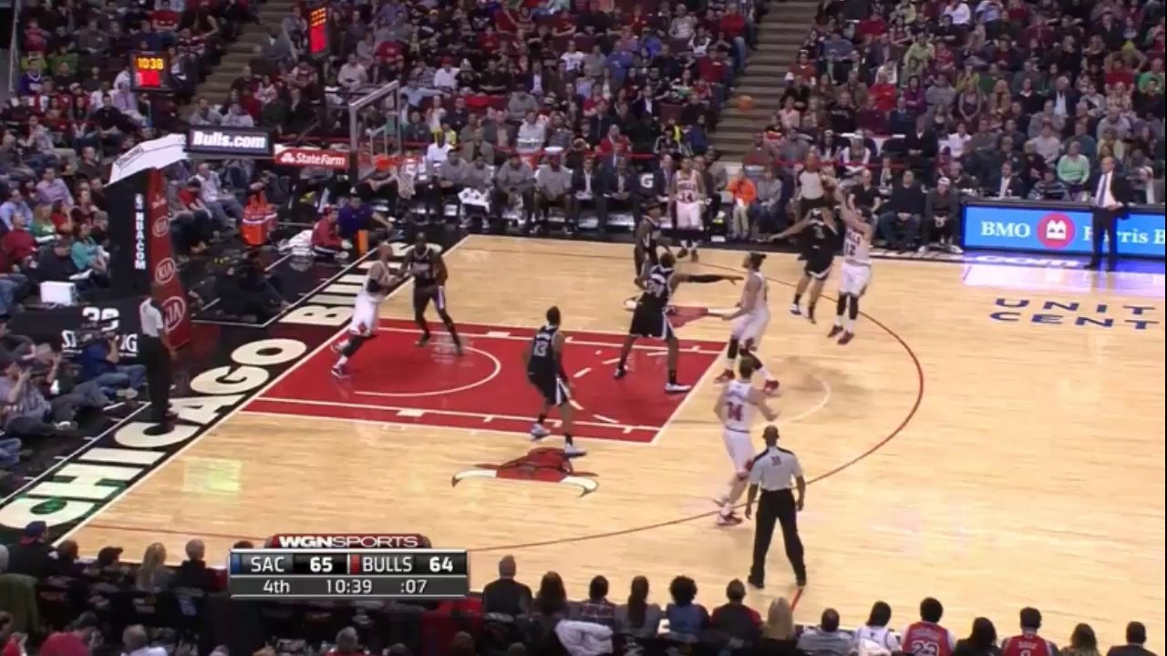 Joakim Noah 23 points, 11 rebonds, 8 passes, 5 contres et 3 interceptions