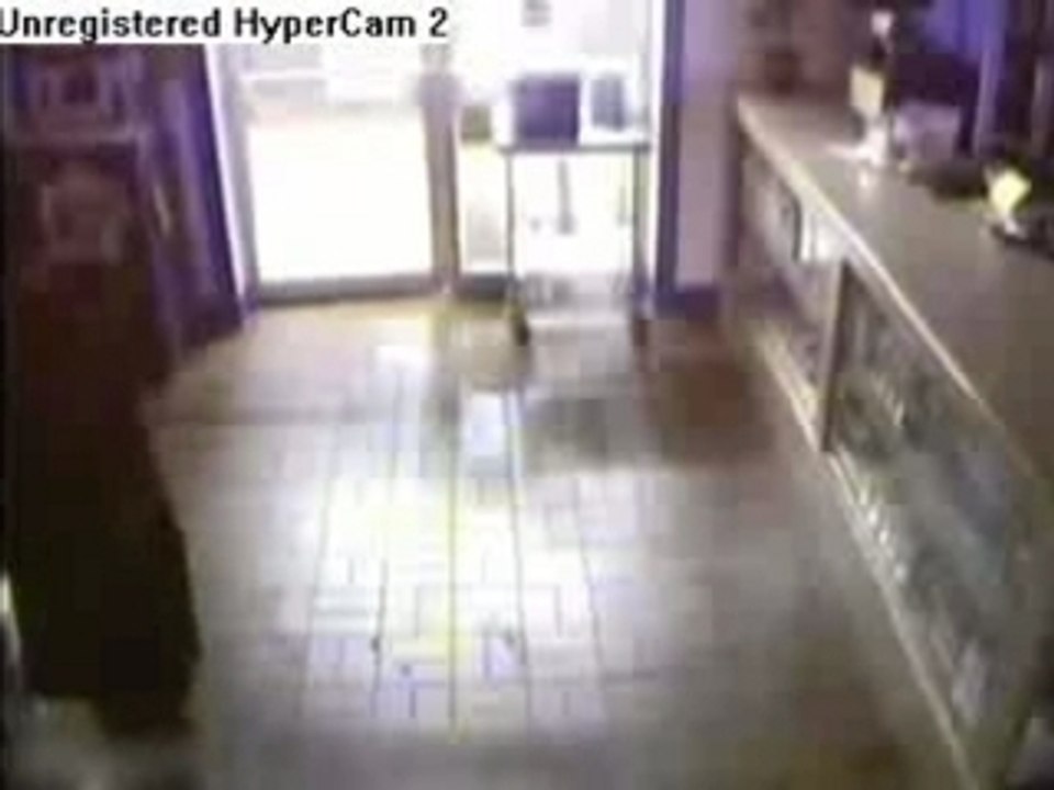 Cambrioleur maladroit