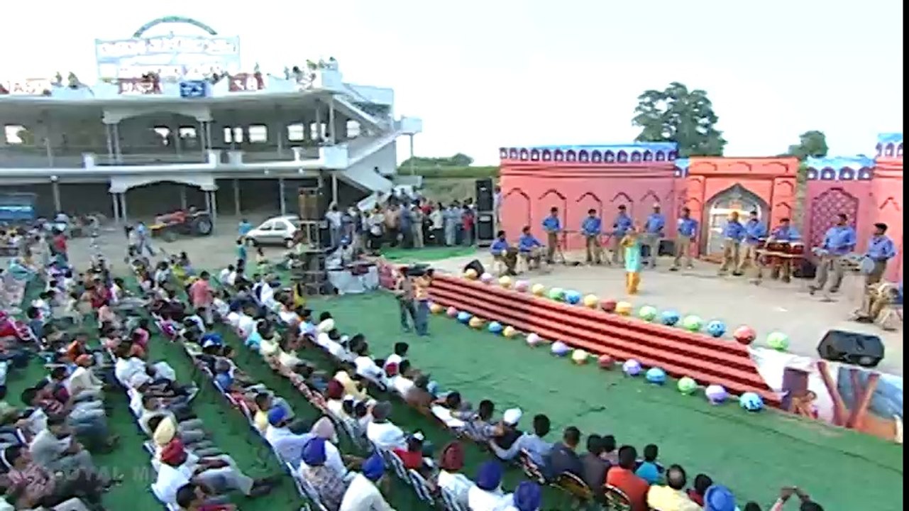 Amrita Virk-Tour Amrita Di-Baggan Vich