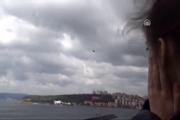 Solo Türk'ten Çanakkale'de gösteri uçuşu