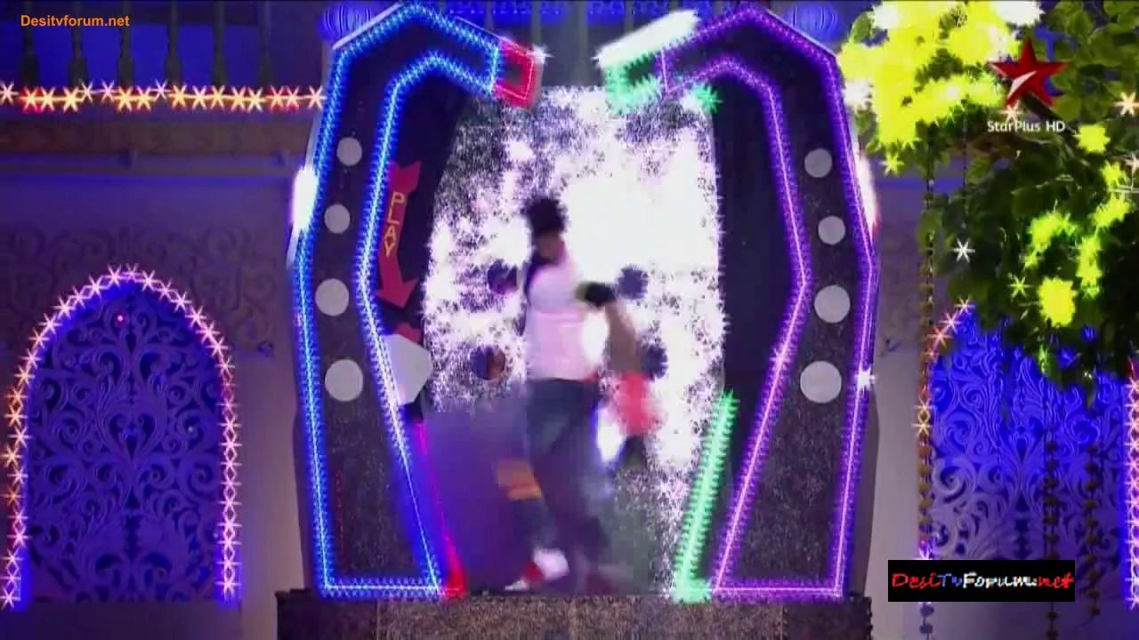 Star Holi  Masti Gulaal Ki - 16th March 2014  (Part 2)