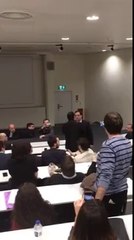 Ο Άδωνις επιτίθεται σε ακροατή που ήθελε να παρέμβει