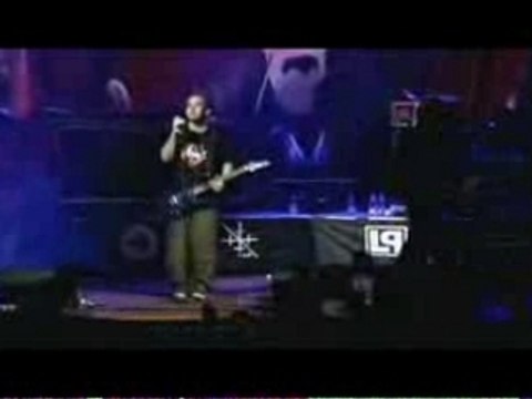 Linkin Park - Pushing Me Away (Live)