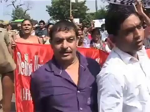 Arvind Kejriwal demands arrest of DU Employee