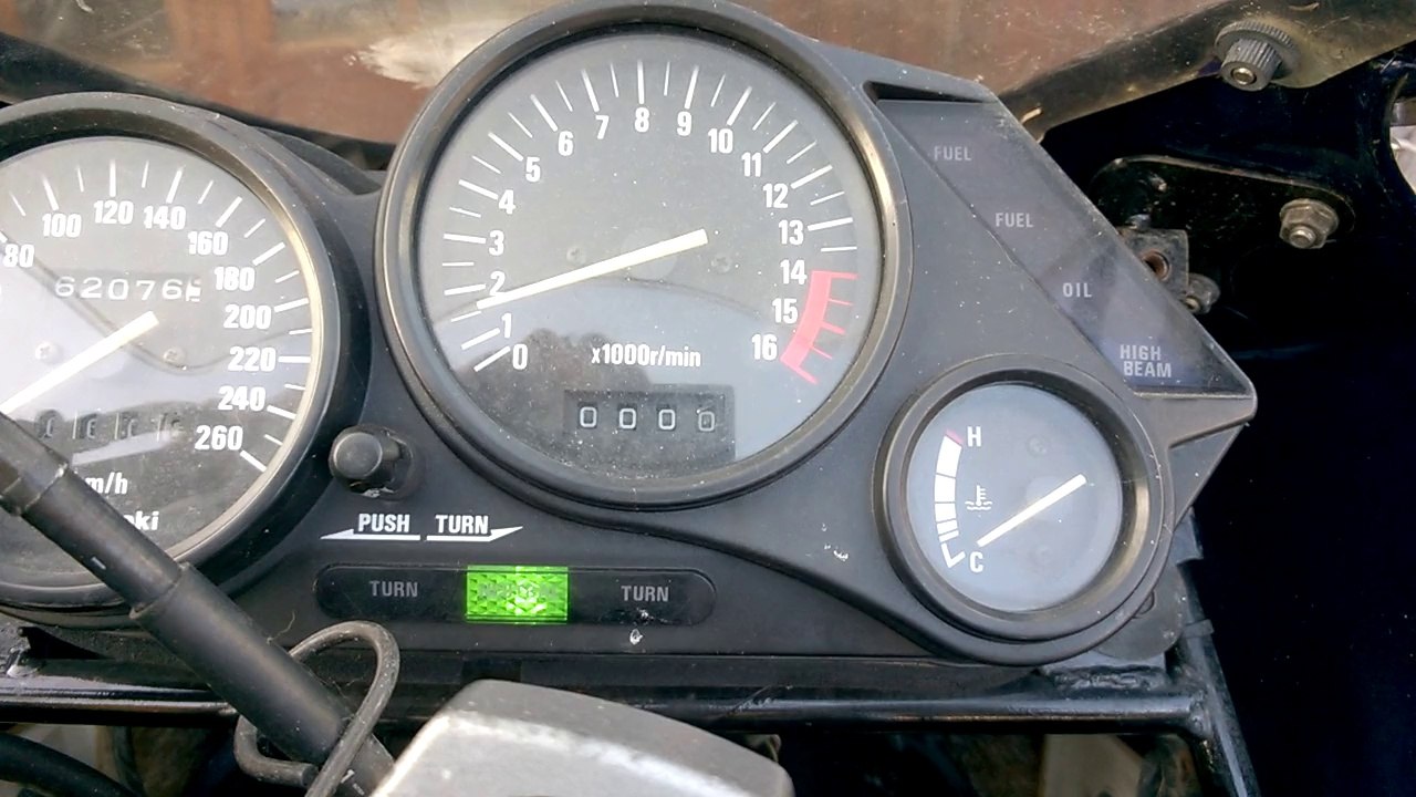 Redémarrage 600 ZZR 1992