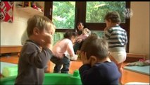 Vivolta - Les amitiés entre enfants (Premières affinités à la crèche) - 11-05-2013 09h00 15m (3840)