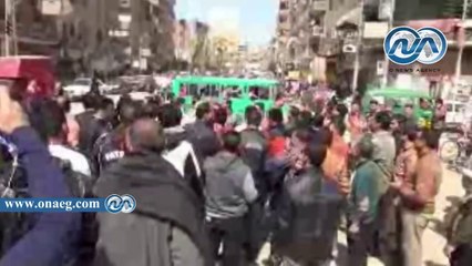 عمال غزل شبين يحاصرون ديوان المنوفية لتجاهل مطالبهم