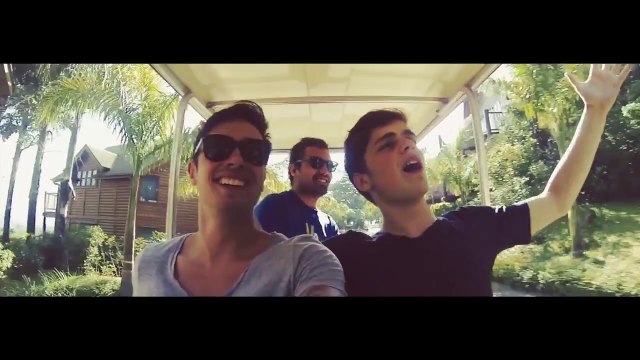 Bassjackers - Crackin (Martin Garrix Edit) [Official Music Video]
