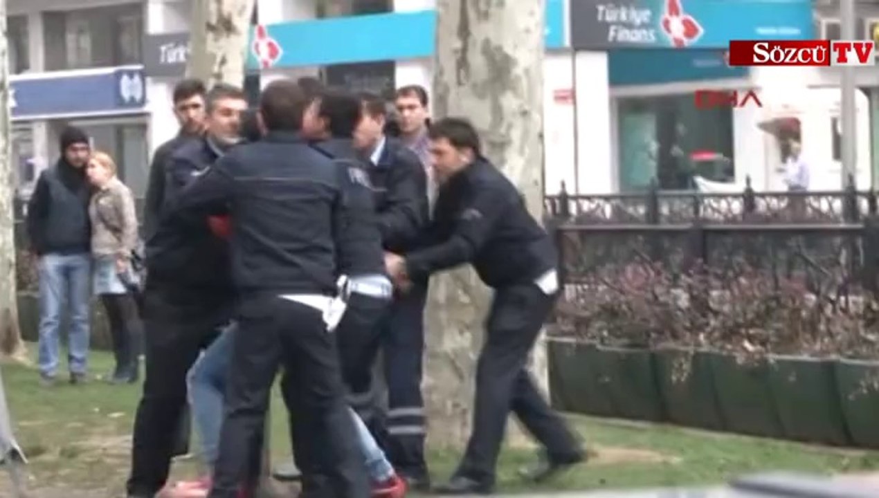 Ölen arkadaşına sarılarak gözyaşı döktü