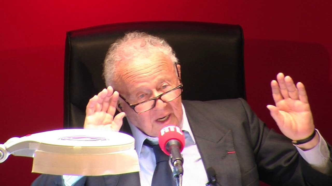 "Pensées, maximes, vacheries et mots d'esprit" - Part 3 dans Les Grosses Têtes en Folie