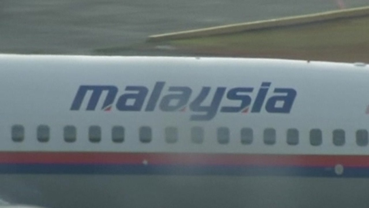 More help in missing plane hunt