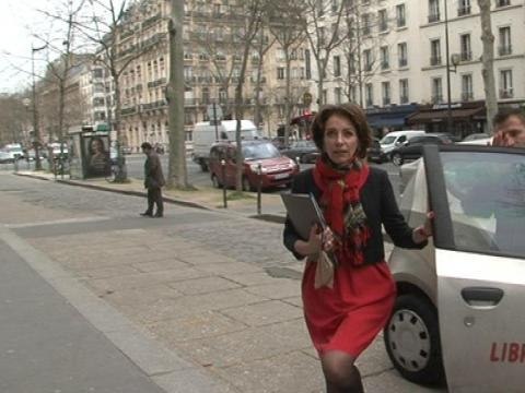 Pollution: Marisol Touraine en Autolib' - 17/03