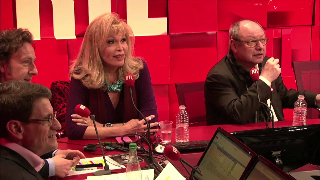 Amanda Lear: Les rumeurs du net du 17/03/2014 dans A La Bonne Heure