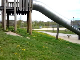 Stunts in Playground Jumping-1