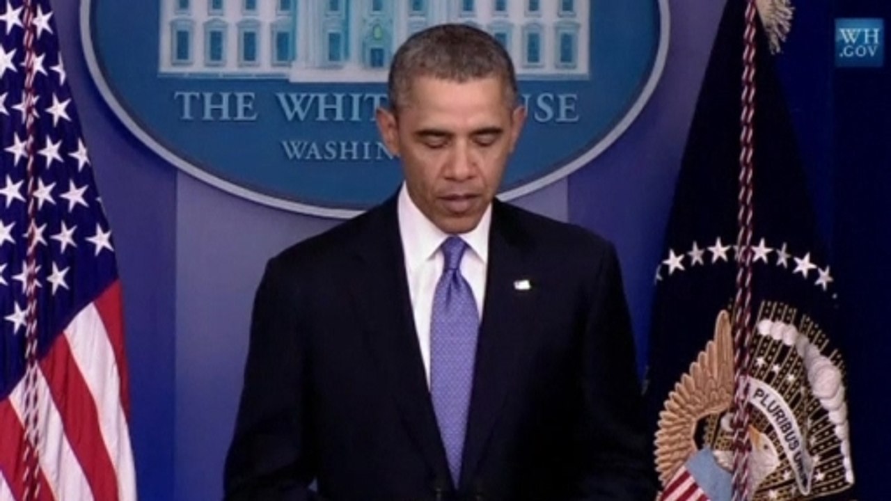 Obama imposes sanctions on 11 Russians and Ukrainians over Crimea move