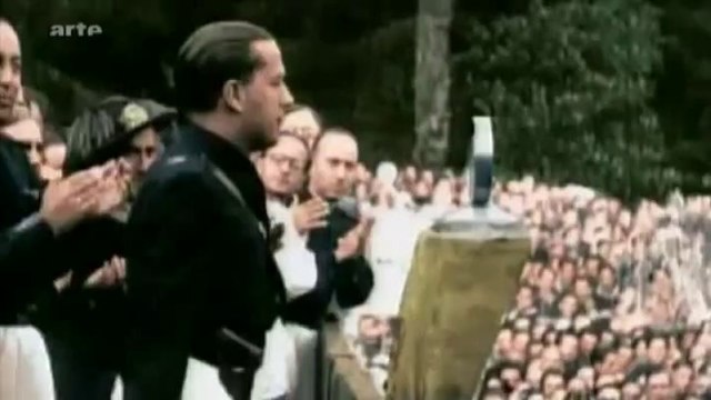 Le fascisme italien en couleurs - 2-2 Mussolini au pouvoir(1-2)