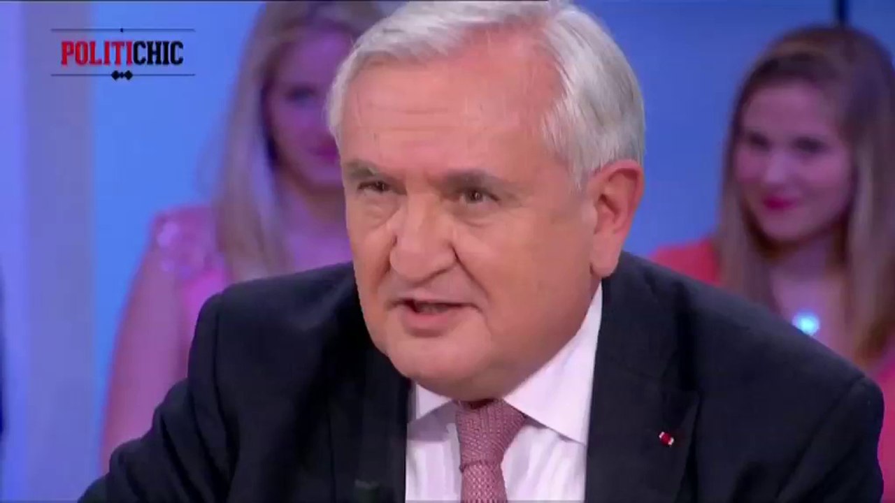 Jean-Pierre Raffarin rap une chanson de Johnny