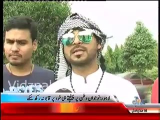 Arabic Pakistanis showing their love for Pakistan after Returning from Mid East