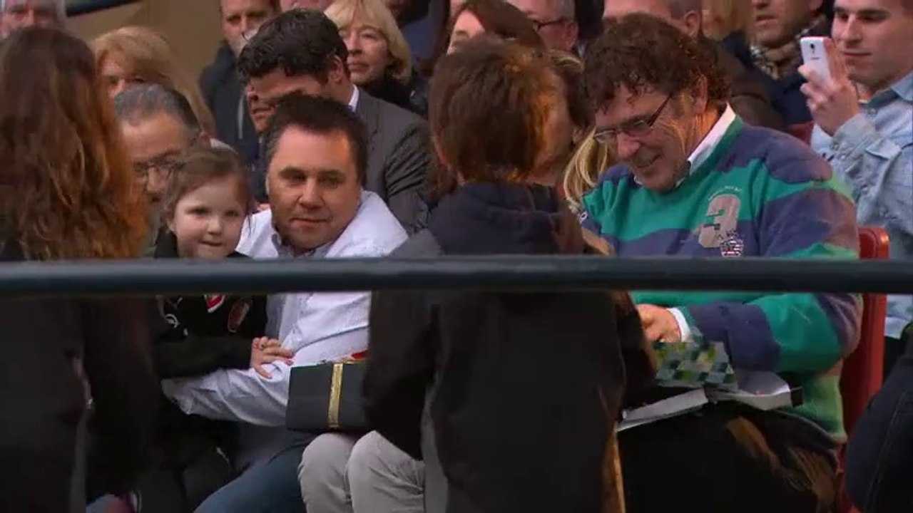 20-02-2014 Van Hanegem krijgt eigen tribune