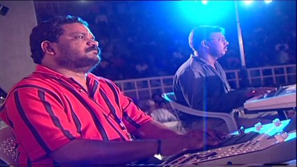 Mohabbath stage show- Duet-Karukare…-Mohanlal,Afsal