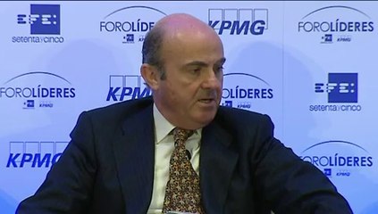 De Guindos tacha de locura los intentos secesionistas en la Europa actual