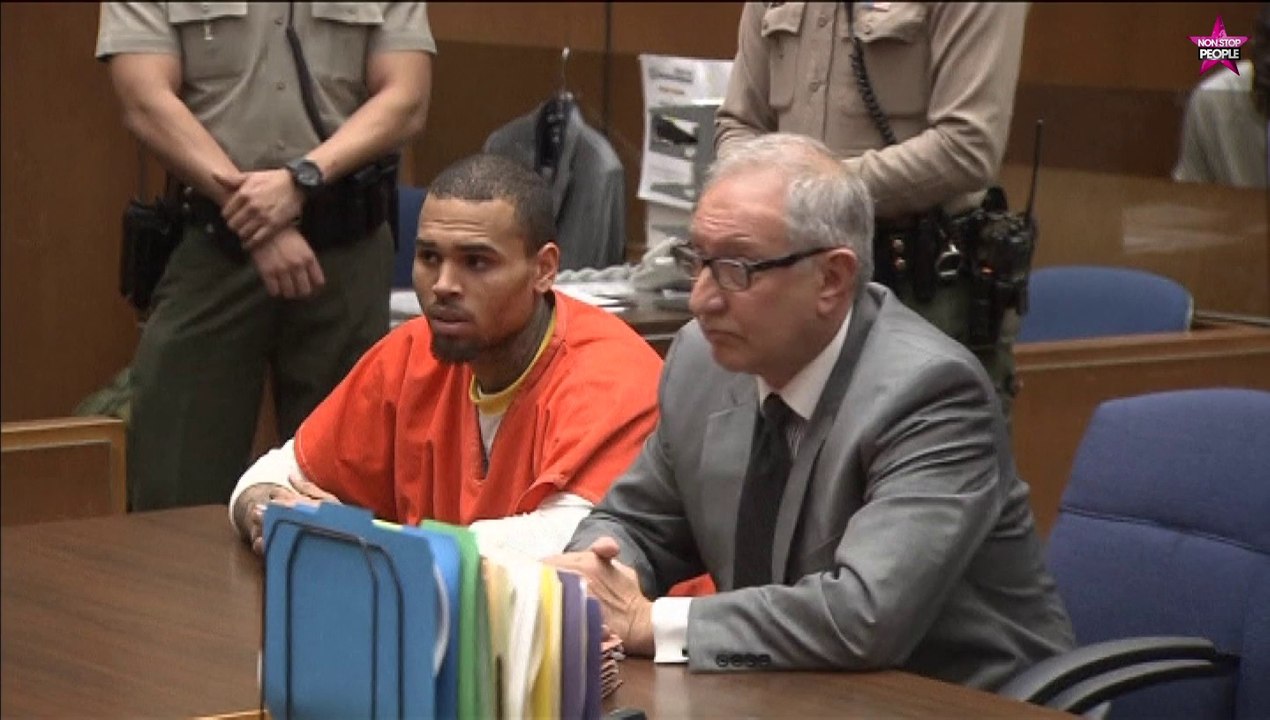 Chris Brown en prison jusqu'à nouvel ordre ! (V...