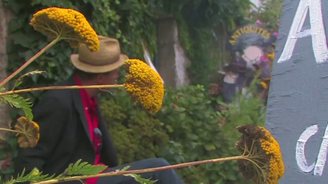 Monsieur Gontrand - 03 - Etranges échanges (album "24 heures à ses côtés" - 1999)