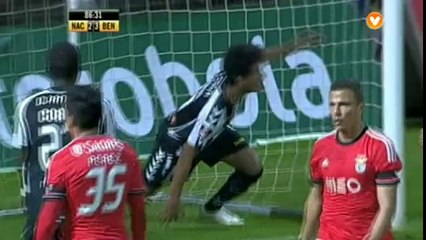 فرصة صالح جمعة أمام بنفيكا