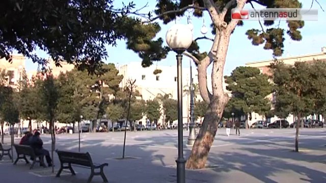 TG 17.03.14 Ritrovato alla stazione Termini di Roma il 15enne di Bisceglie