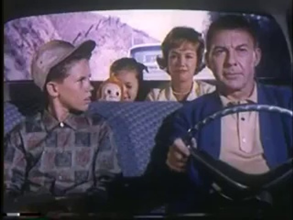 Vintage Car Safety Film  Anatomy of an Accident (1960s)[240P]
