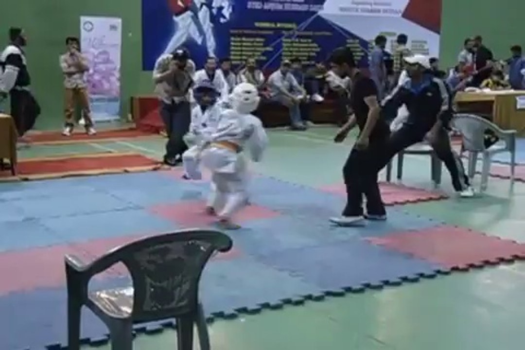Shayan1_sparring_taekwondo_championship_2014