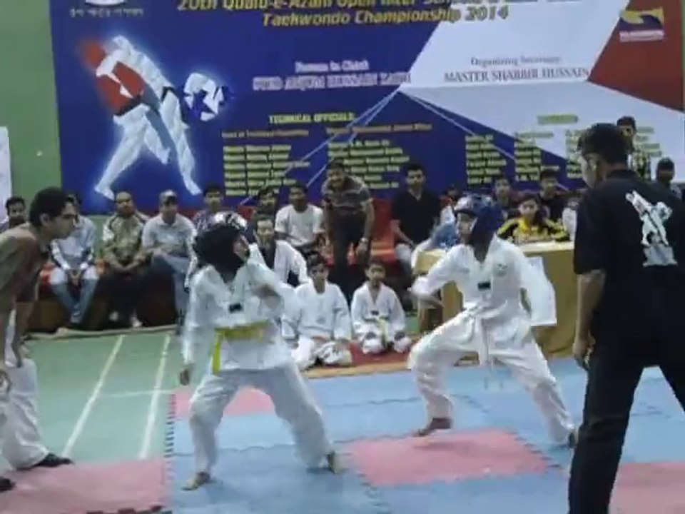 Taha_asif_sparring_taekwondo_championship_2014