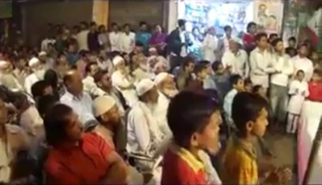 Street Drama  HUM KHADAM [240P]