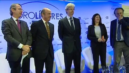 Vera presenta a De Guindos en el Foro Líderes como pieza clave del Gobierno