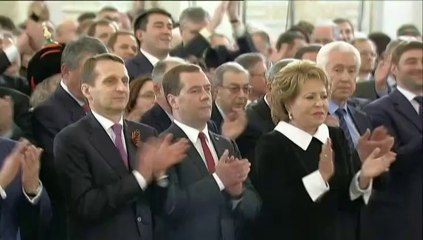 Vladimir Poutine signe le traité ramenant la Crimée dans le giron russe