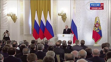 Putin assina acordo de integração da Crimeia à Rússia