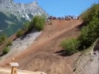 Amazing - Can anyone tell me where is this ??? seems old but stunning