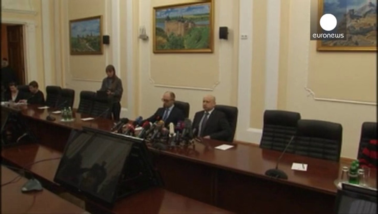 Acting Ukraine President compares Vladimir Putin to "fascists of last century"