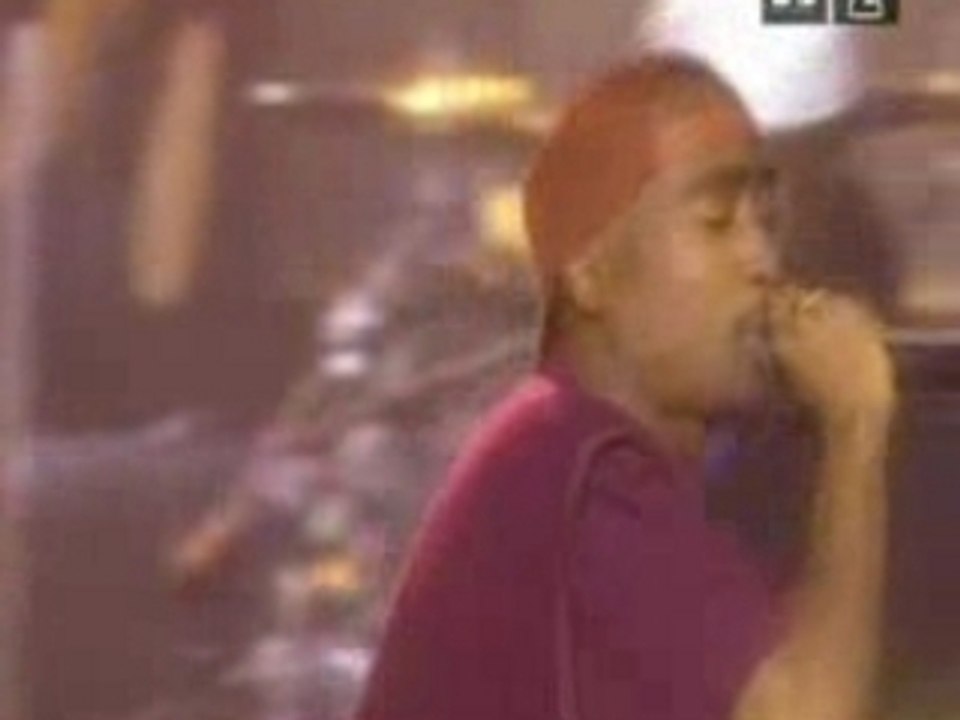 Tupac - Keep Ya Head Up (Live)