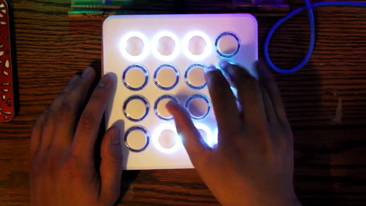 Shawn Wasabi - Uncool Lunch Tables (Skrillex Recess mashup)