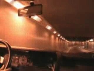 Renault 21 2.0 Turbo dans un tunel.avi