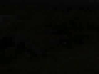 un mec se prend une bare dans la gueule