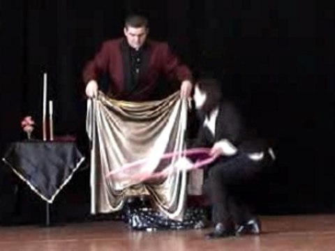 Lévitation Seizo le Magicien