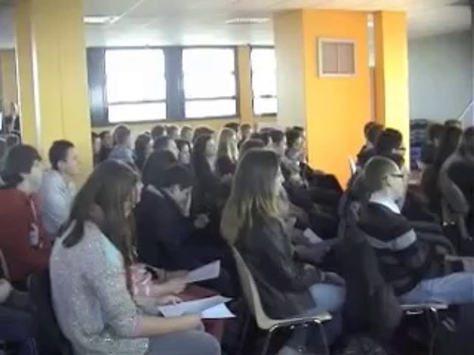 Landrecies Lycée Dupleix visite du député Christian Bataille