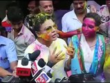 Rakhi Sawant celebrates Holi - IANS India Videos
