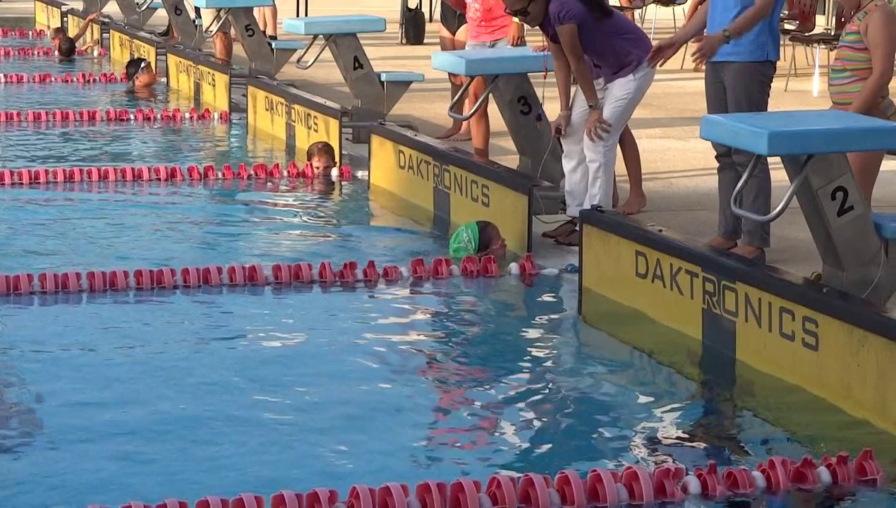 Manoa 100 metres brasse, bien courageuse la bichette...