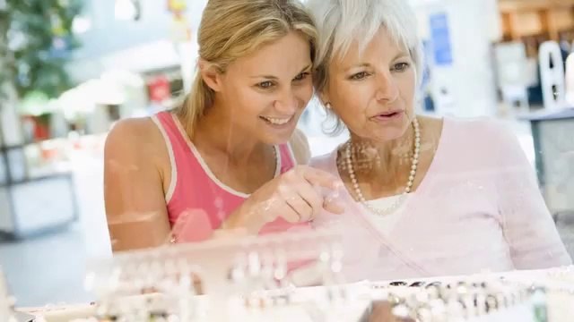 Wholesale pricing on diamonds and jewelry | Diamond Vault, Scottsdale